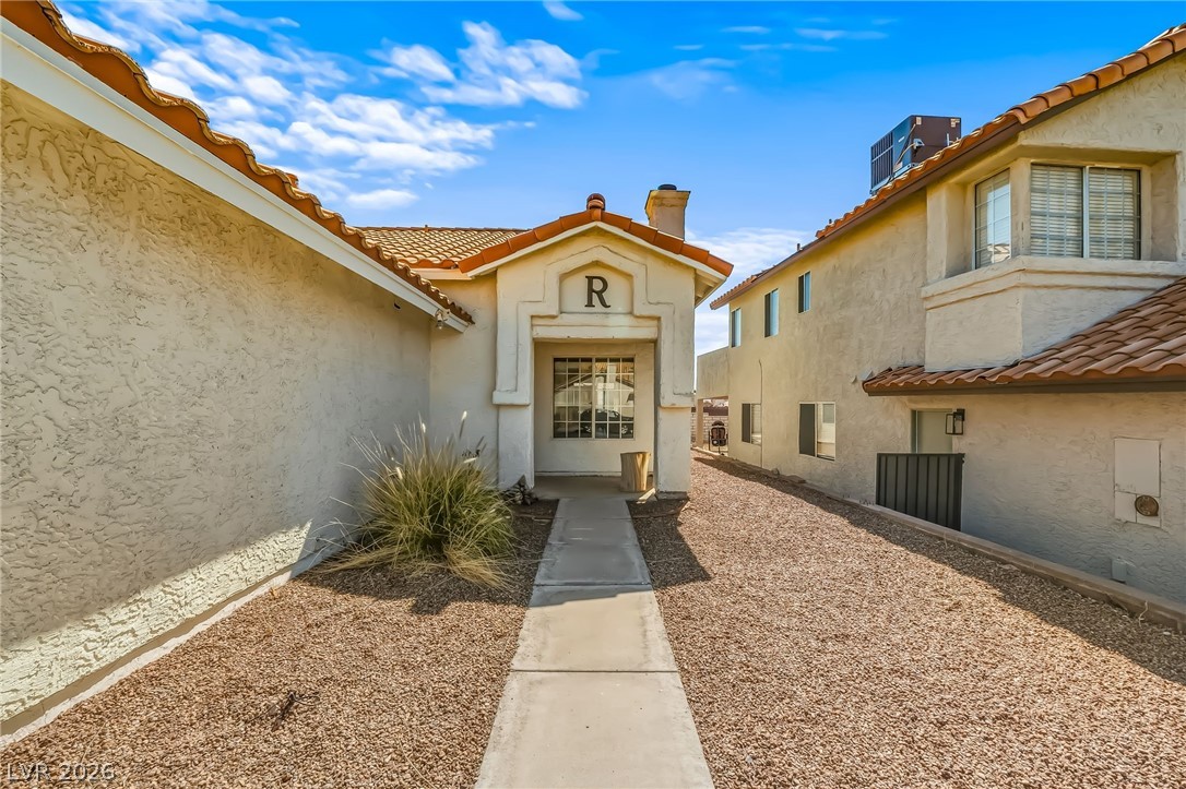 3186 Canyon Terrace Drive Property Photo 2