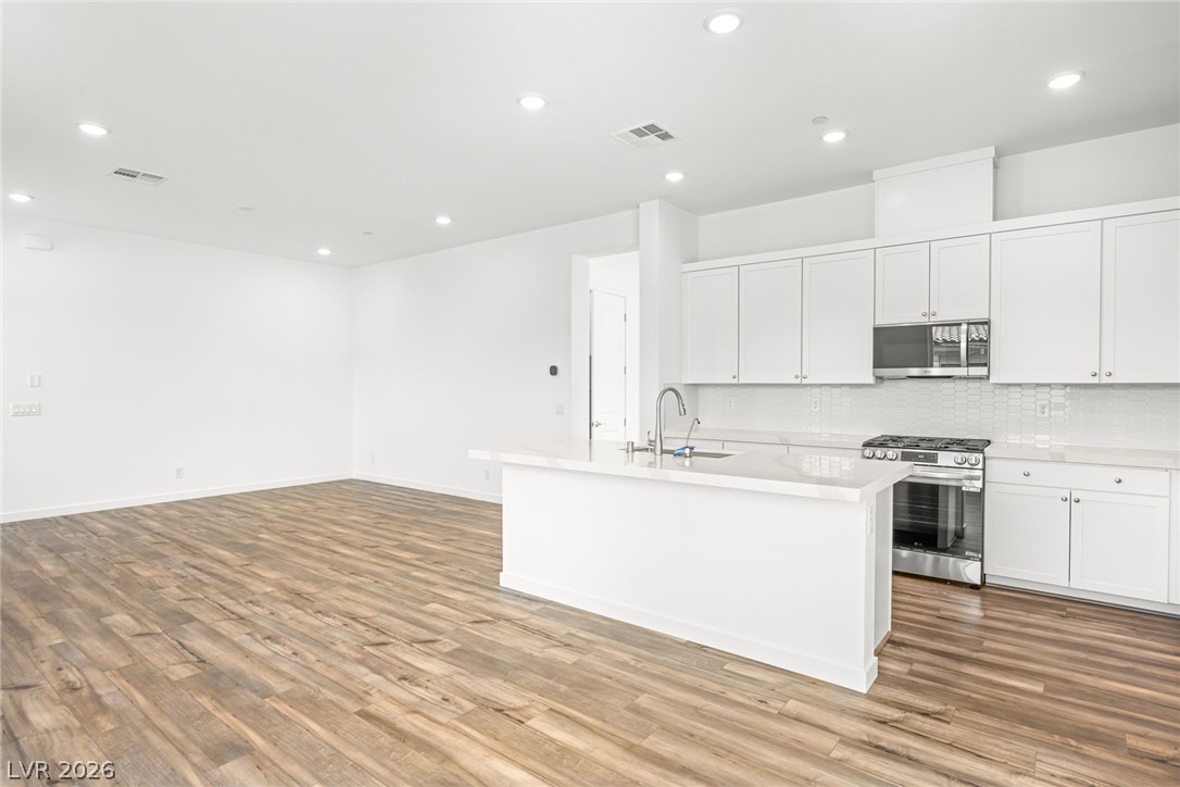 127 Barkset Way Property Photo 6