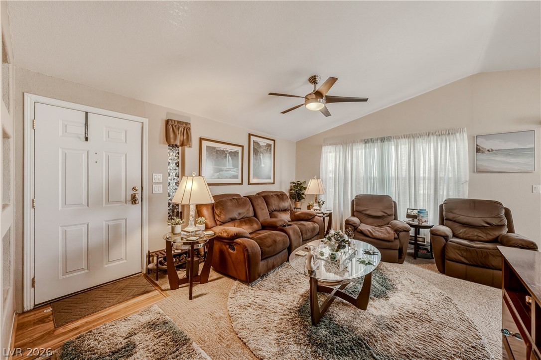 320 Montecito Drive Property Photo 3