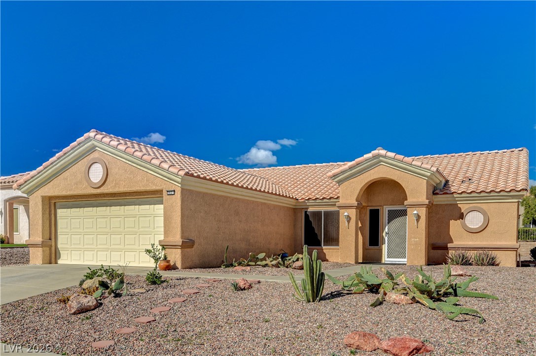 2621 Lotus Hill Drive Property Photo 3
