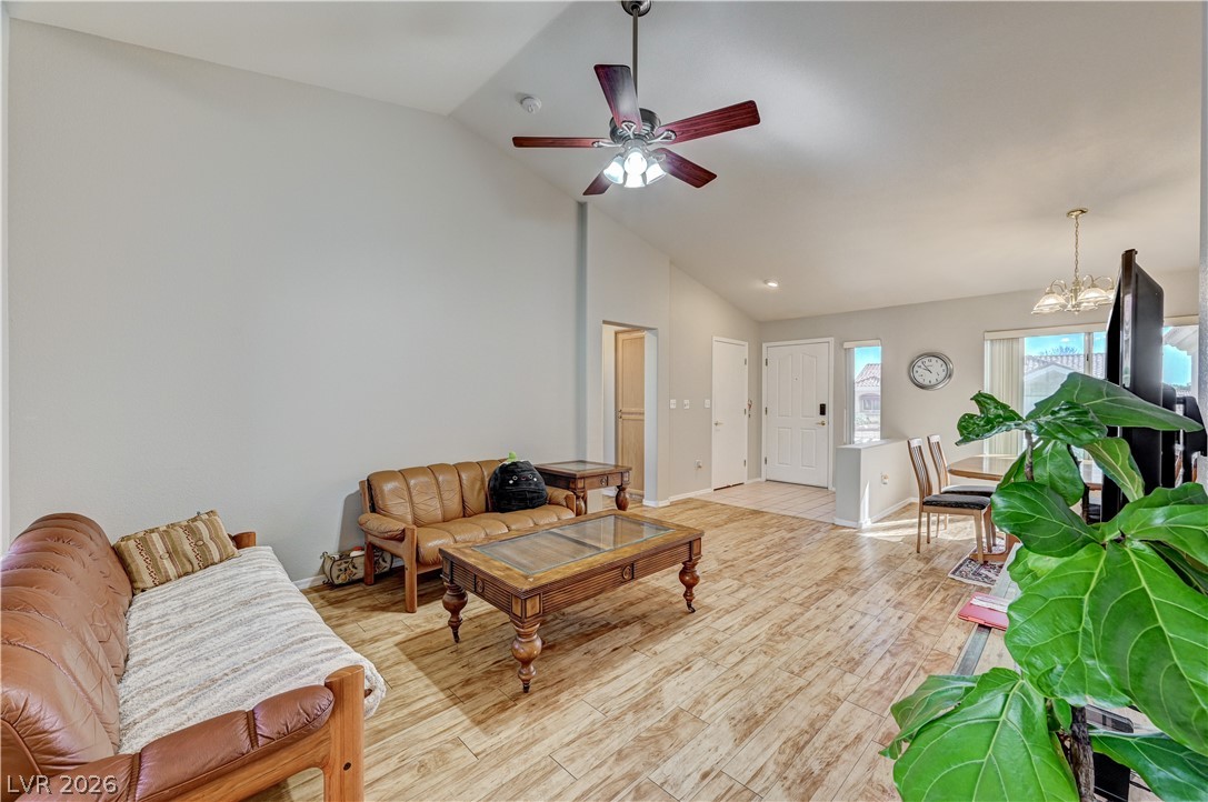 2621 Lotus Hill Drive Property Photo 9