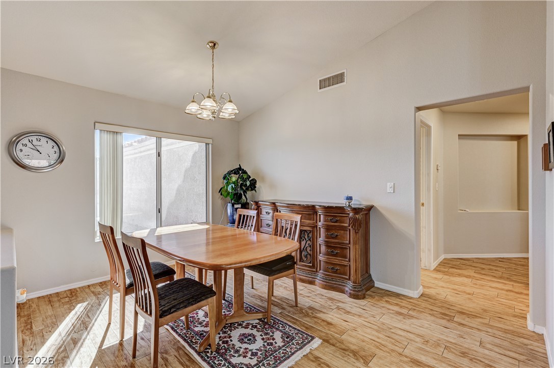 2621 Lotus Hill Drive Property Photo 10