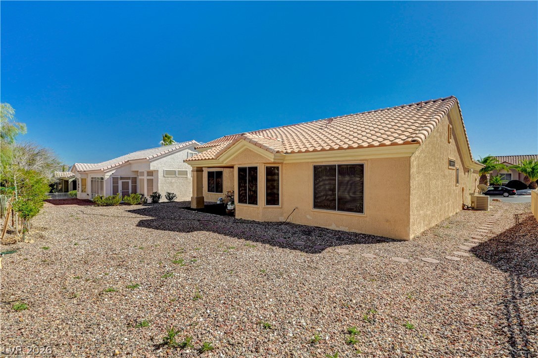 2621 Lotus Hill Drive Property Photo 42