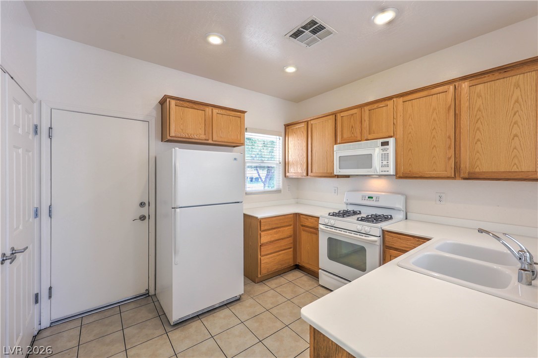 7825 Wading Bird Way Property Photo 12