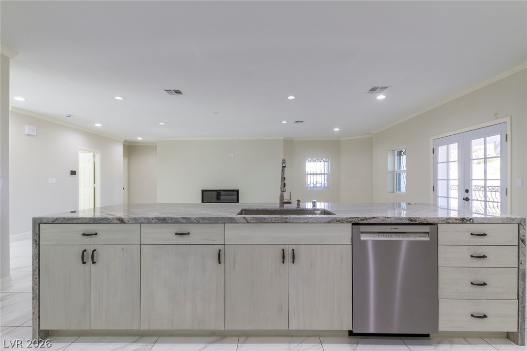 60 East Levi Avenue Property Photo 21