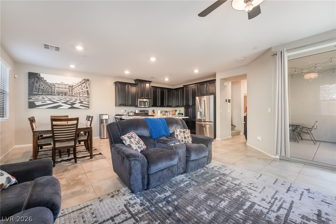 8680 Giant Causeway Avenue Property Photo 8