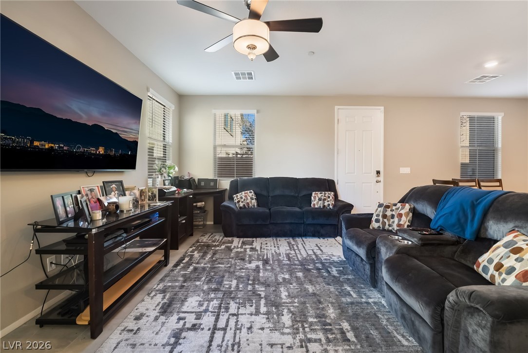 8680 Giant Causeway Avenue Property Photo 9