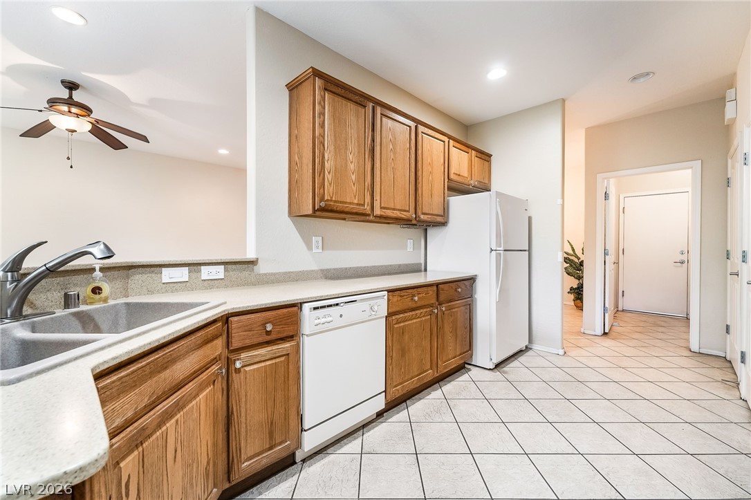 2570 Cosmic Dust Street Property Photo 13