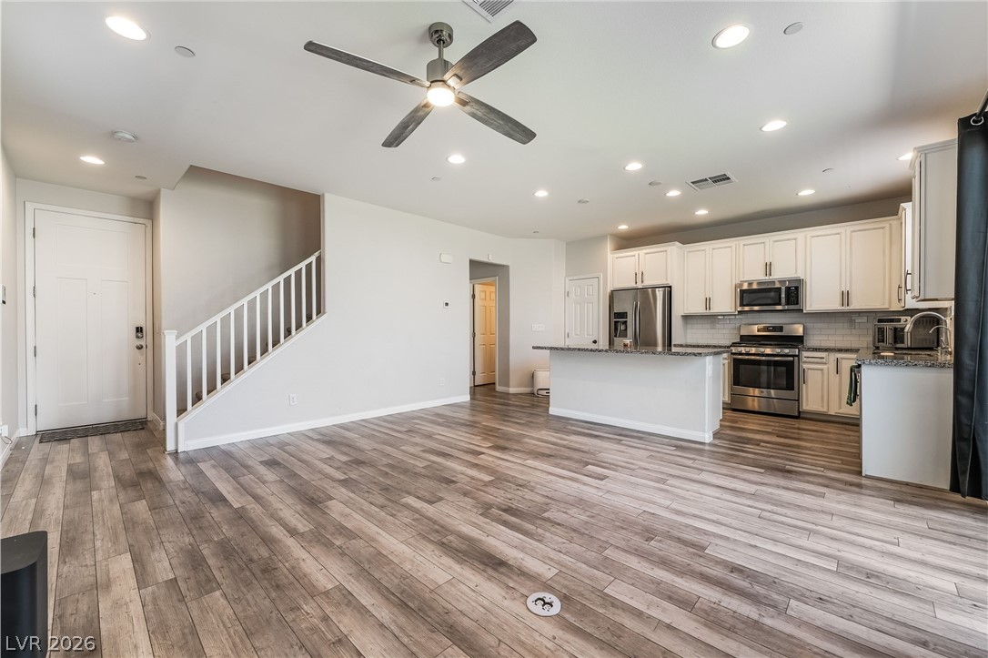 360 Misterioso Street Property Photo 16