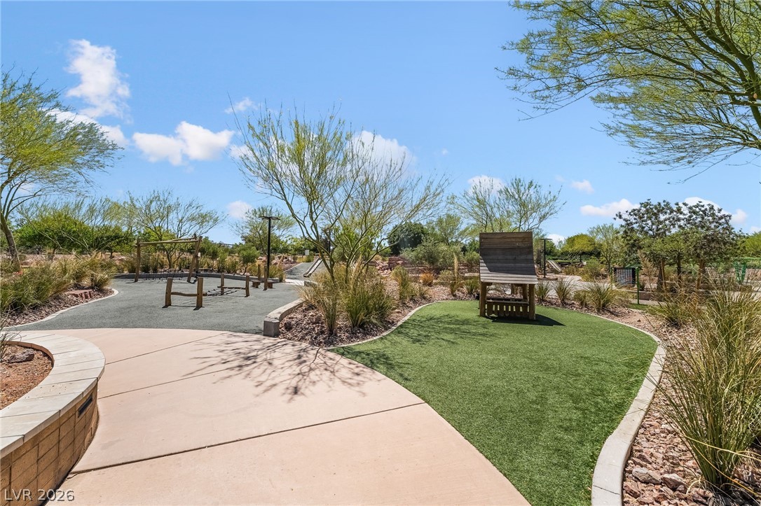 360 Misterioso Street Property Photo 42