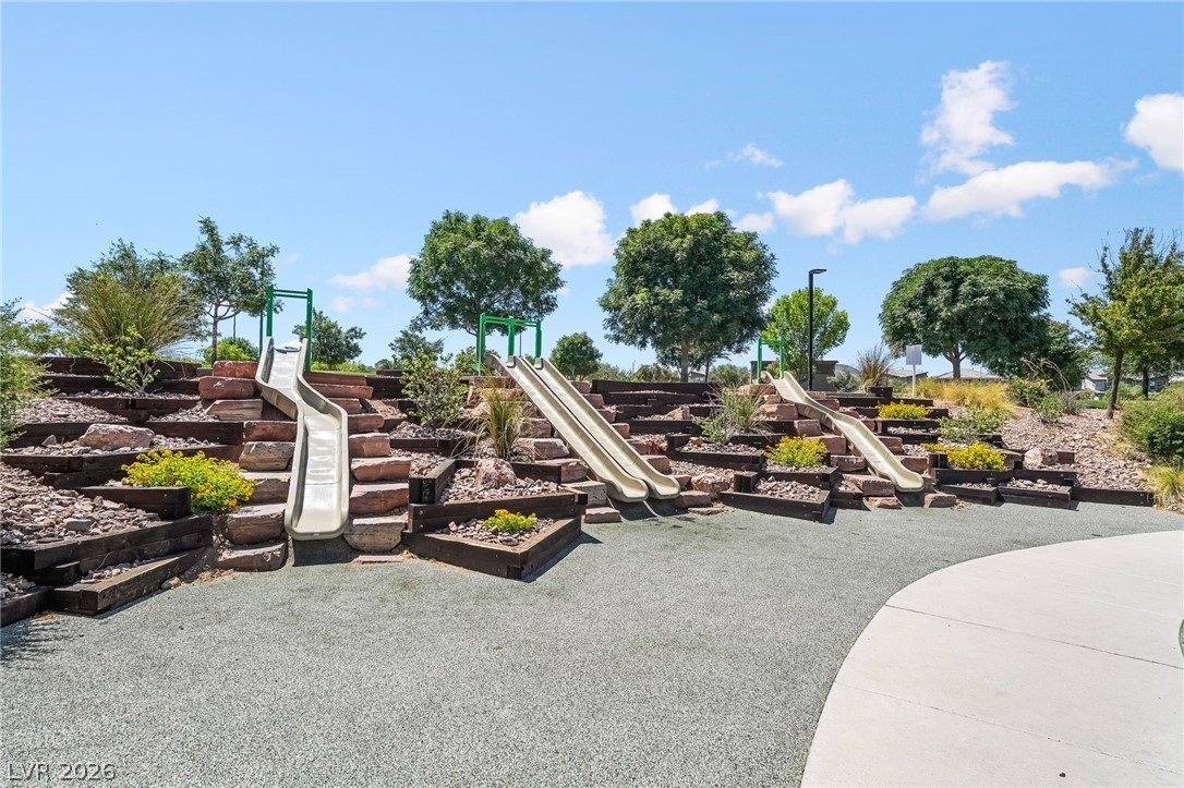 360 Misterioso Street Property Photo 45