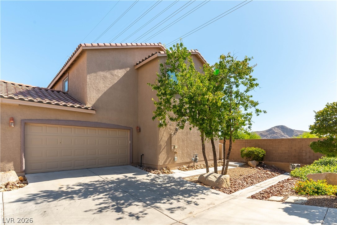 4174 Sparrow Rock Street Property Photo 2