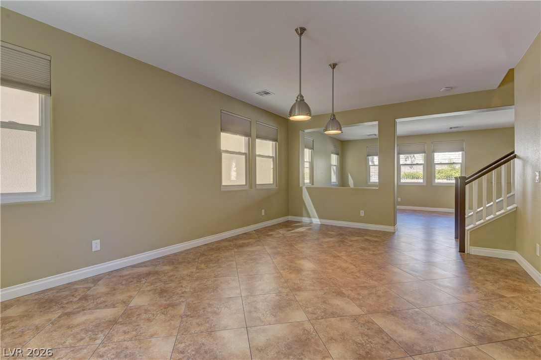 561 Ivy Spring Street Property Photo 5