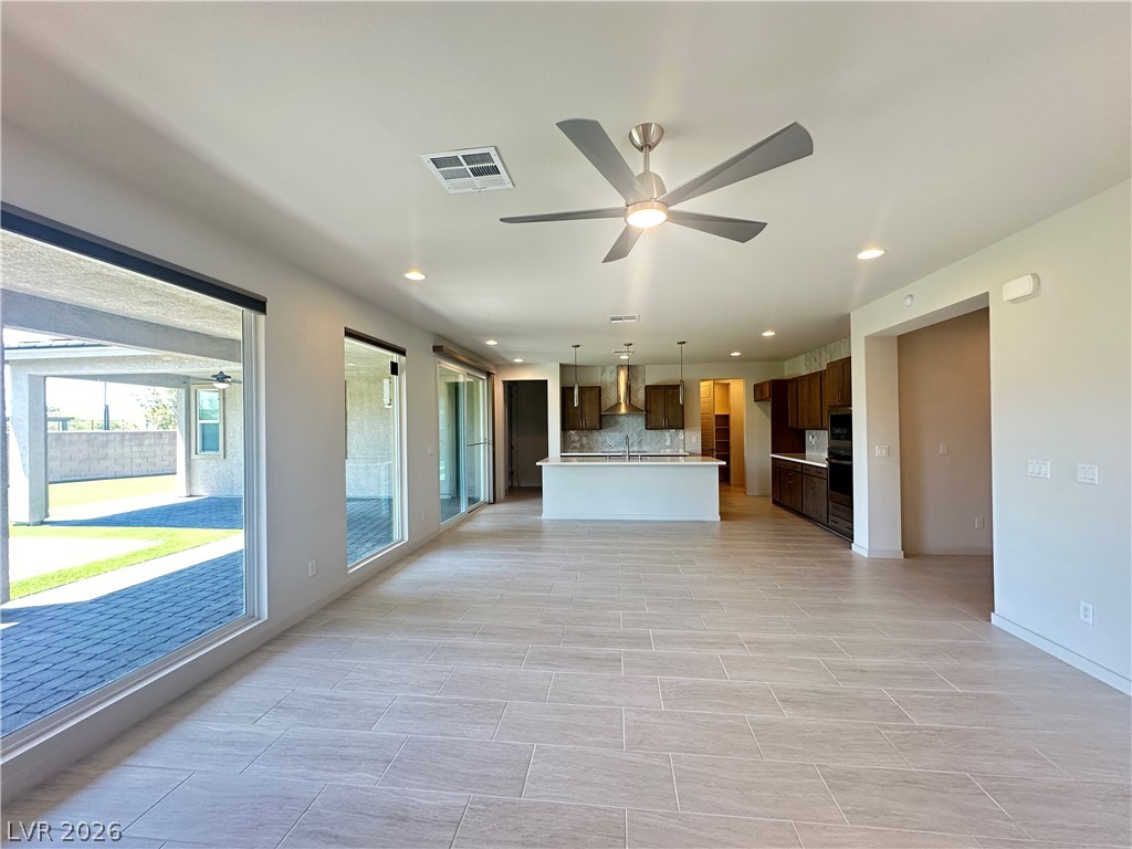 4905 East Cactus Canyon Drive Property Photo 3