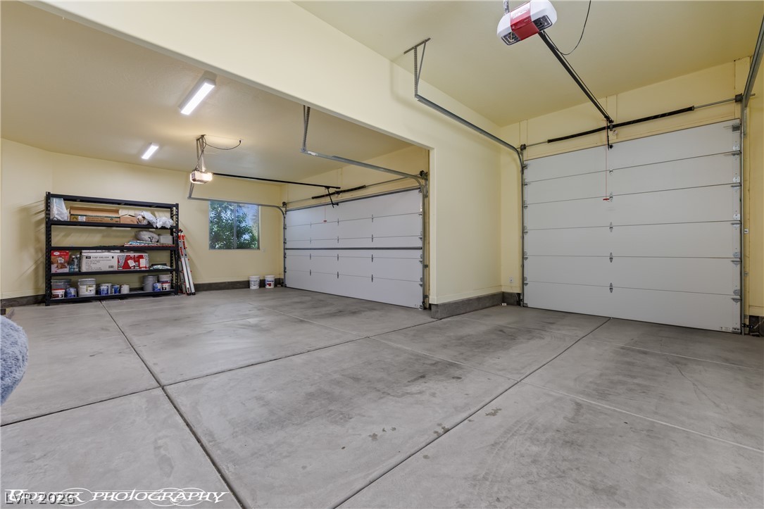 402 Links Drive Property Photo 48