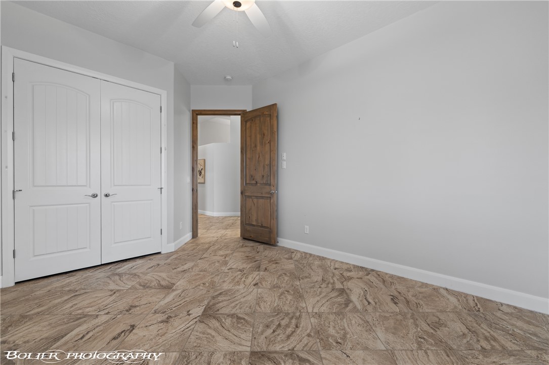 402 Links Drive Property Photo 60