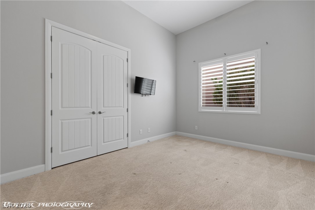 402 Links Drive Property Photo 62