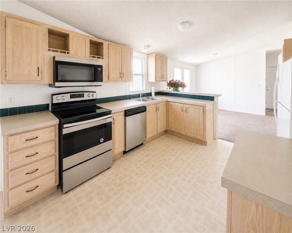 973 Bel Air Road Property Photo 8