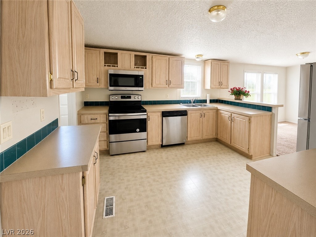 973 Bel Air Road Property Photo 9