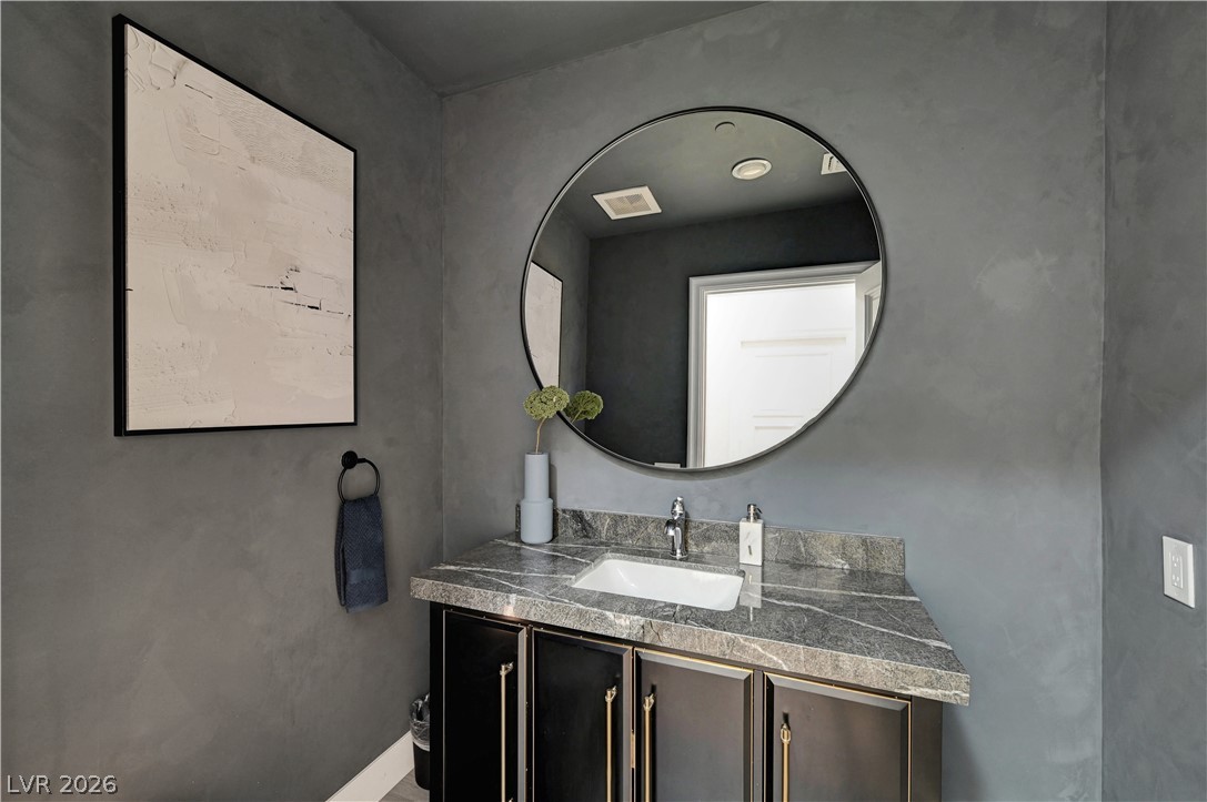9101 Alta Drive 11 Property Photo 23