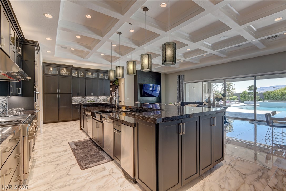 12439 Sky Bluff Court Property Photo 9