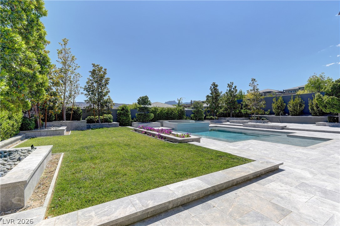 12439 Sky Bluff Court Property Photo 49