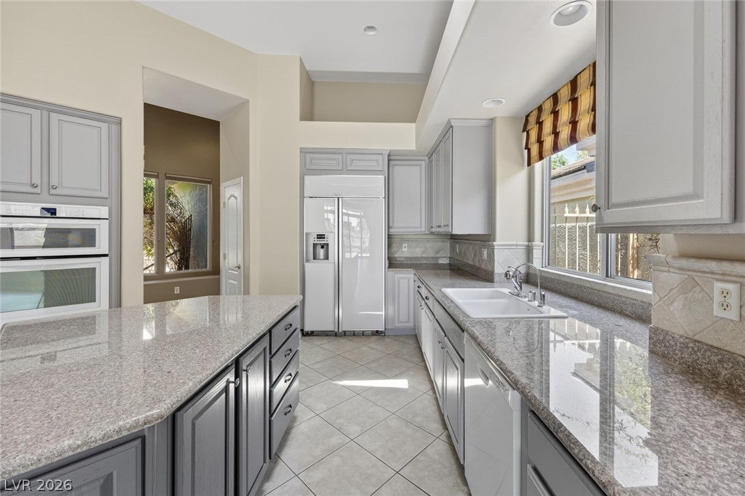 9437 Canyon Mesa Drive Property Photo 15