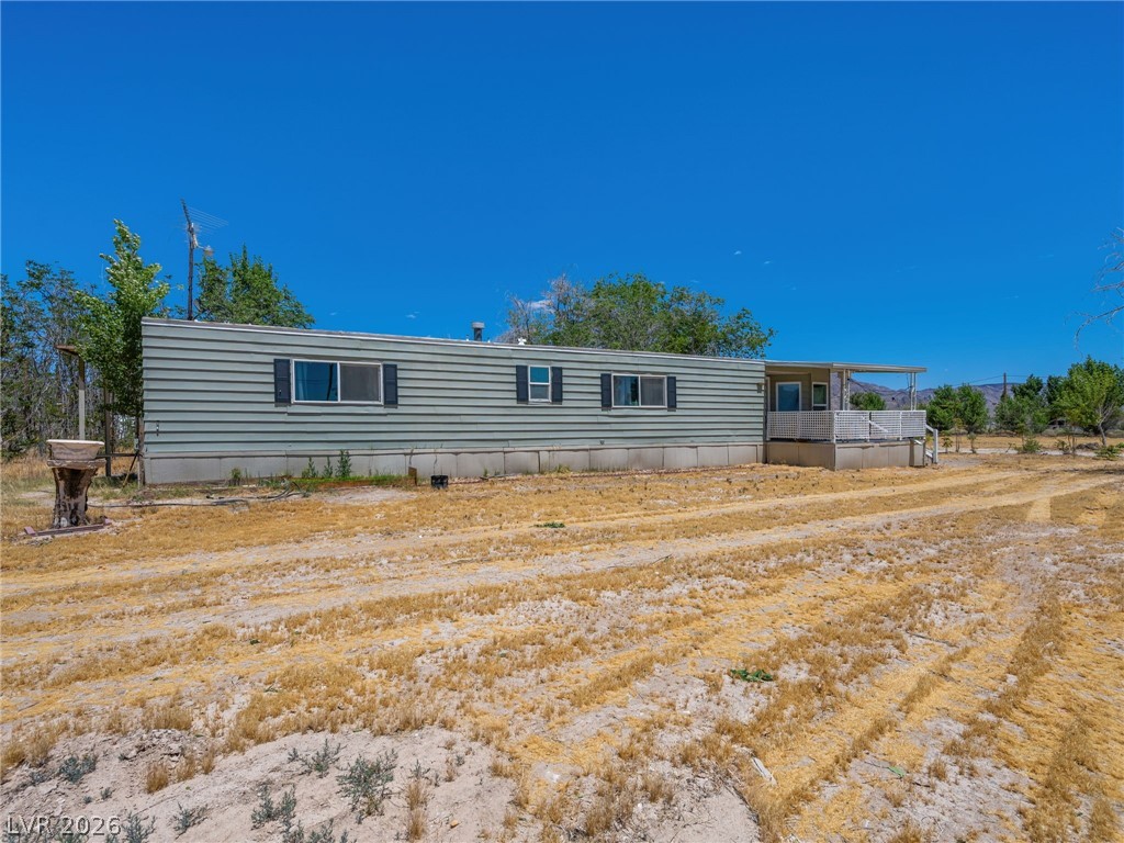 420 East Quartz Avenue Property Photo 5
