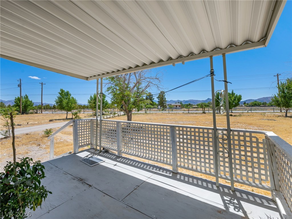 420 East Quartz Avenue Property Photo 7