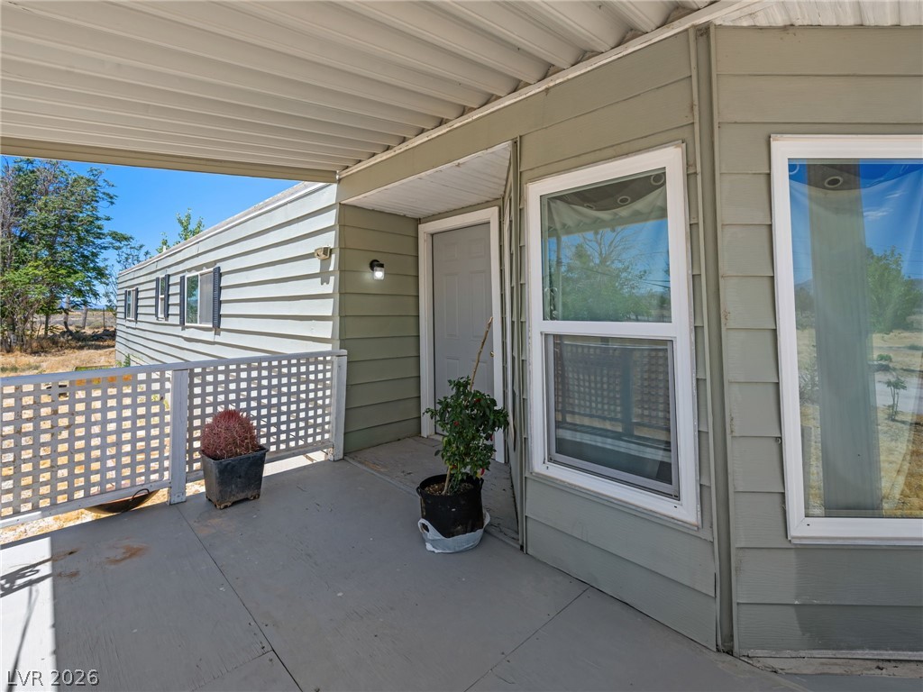 420 East Quartz Avenue Property Photo 8