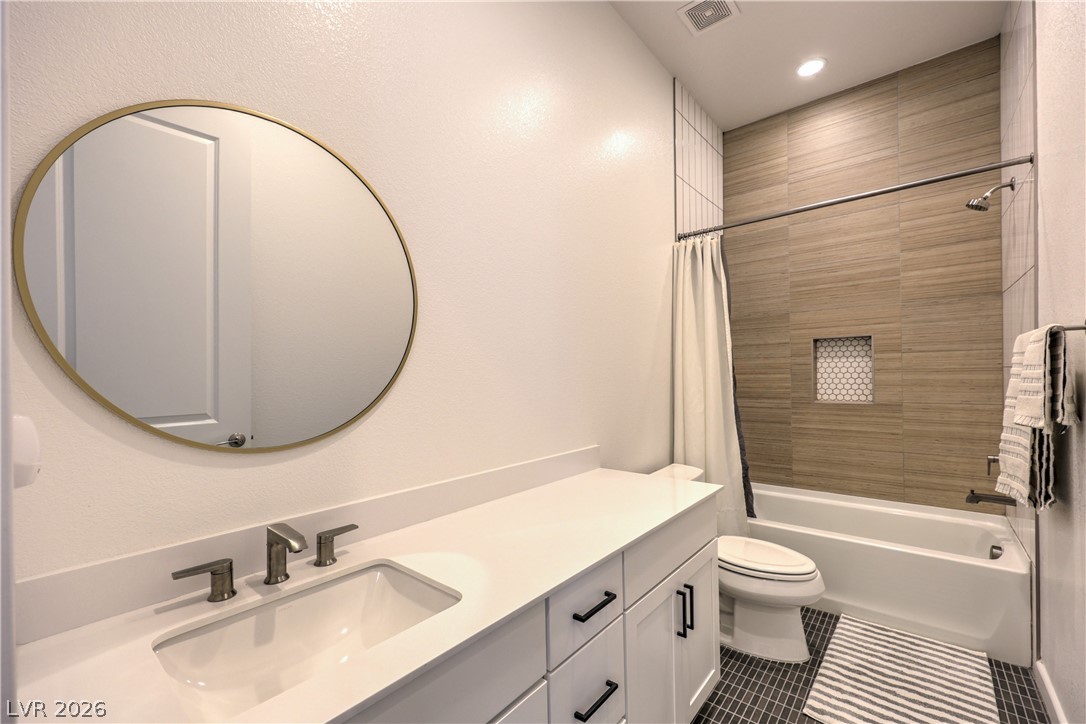 8935 Cassia Winds Street Property Photo 23