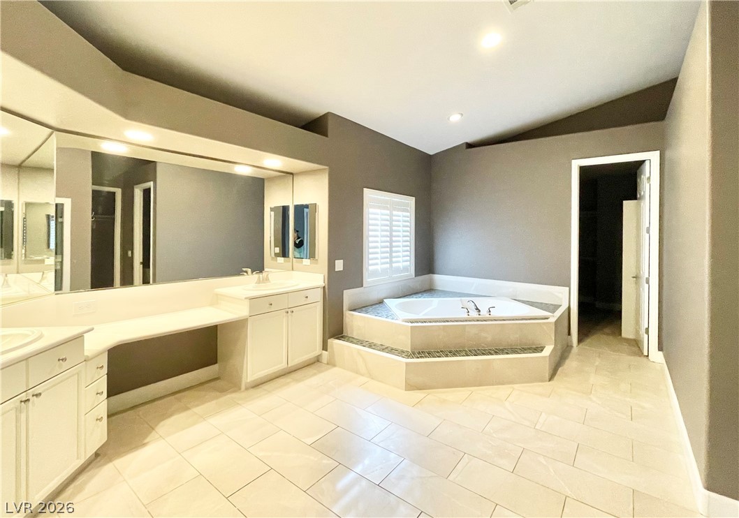 10674 San Bellacova Court Property Photo 31