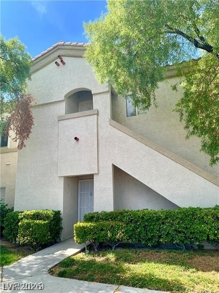 6480 Annie Oakley Drive 423 Property Photo 1