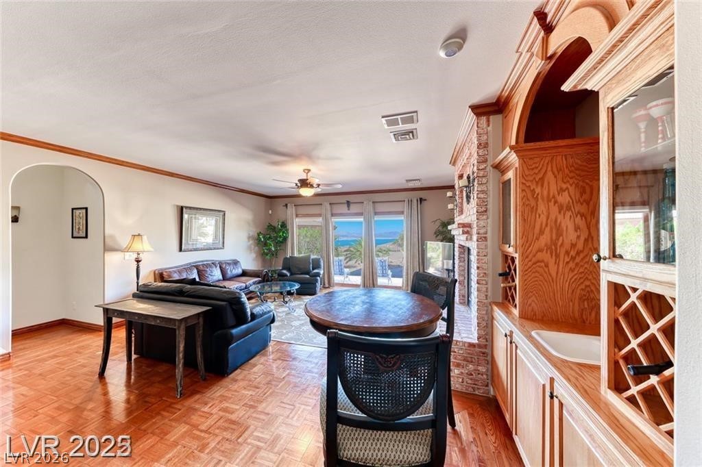 220 Hallett Cove Property Photo 25