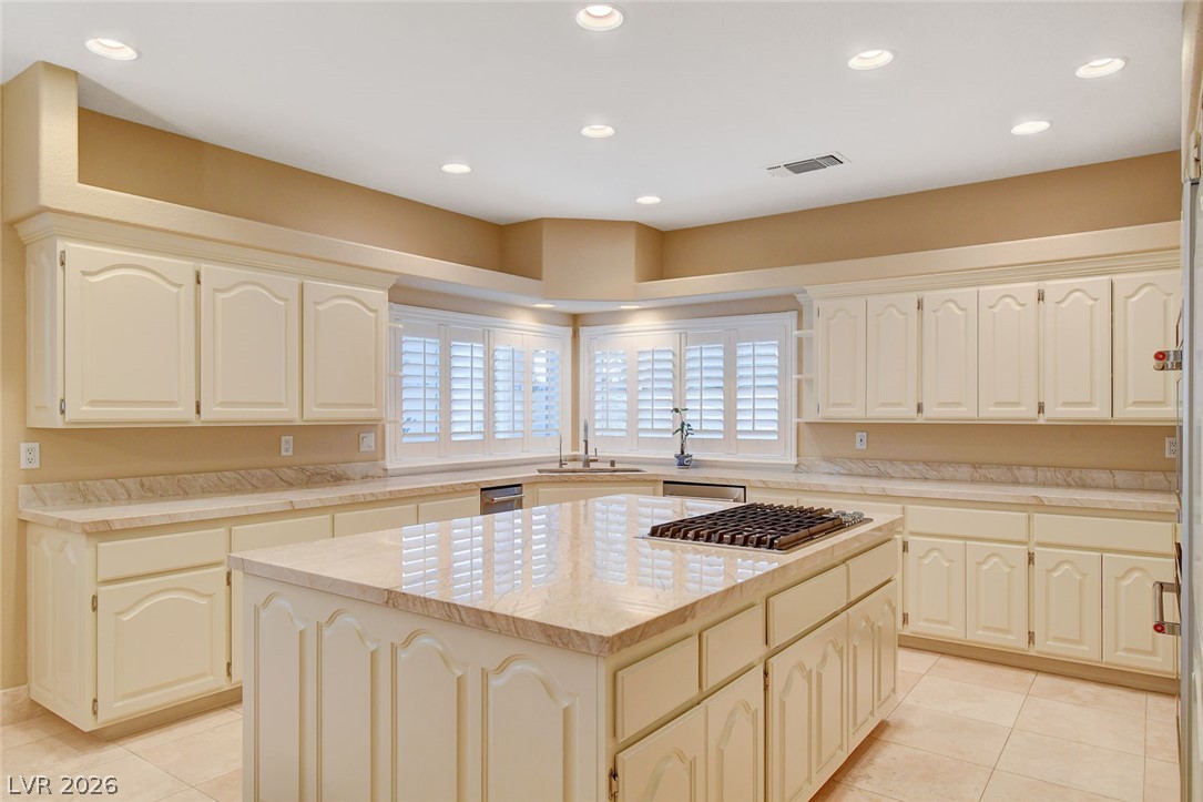 2351 Villandry Court Property Photo 10