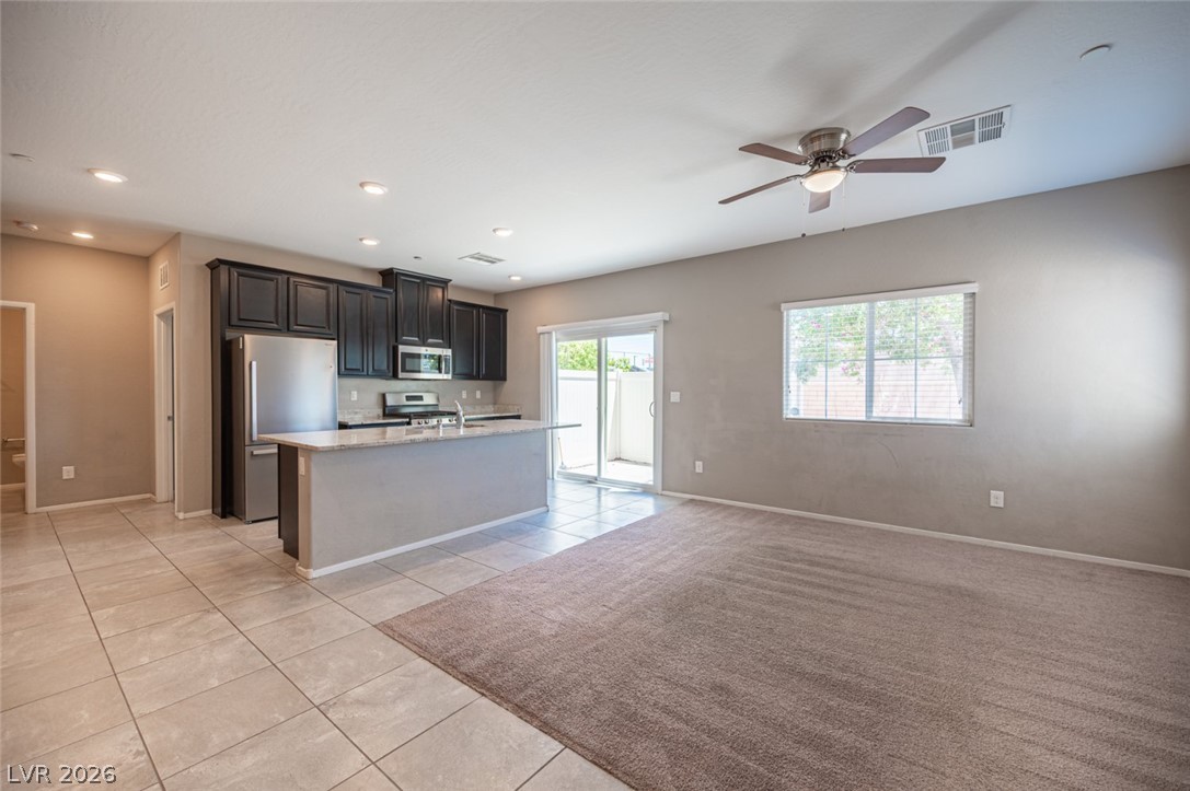 5565 Autumn Cliffs Way Property Photo 9