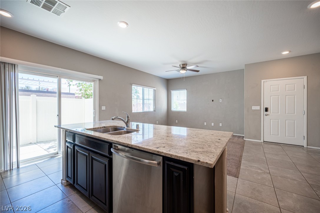 5565 Autumn Cliffs Way Property Photo 14