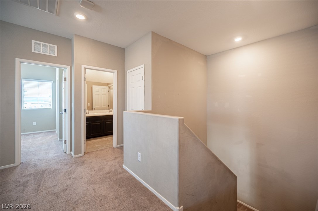 5565 Autumn Cliffs Way Property Photo 21