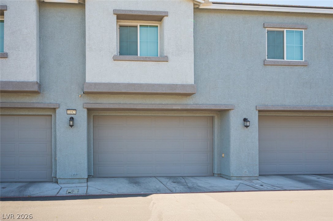5565 Autumn Cliffs Way Property Photo 29