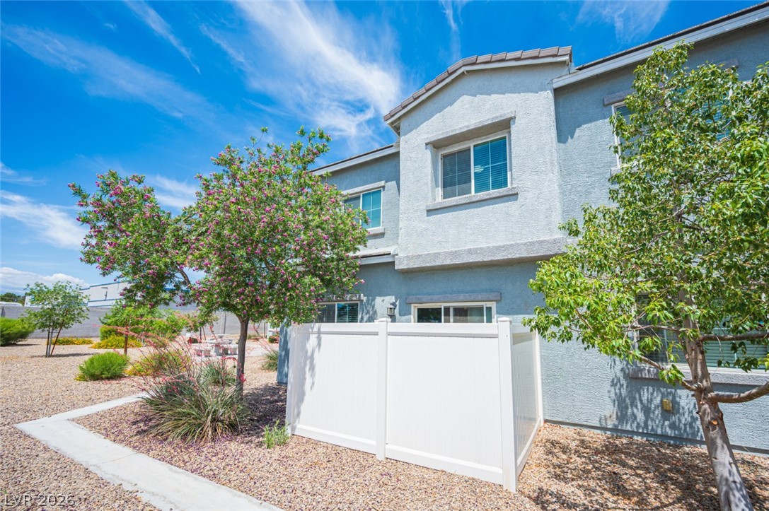 5565 Autumn Cliffs Way Property Photo 50