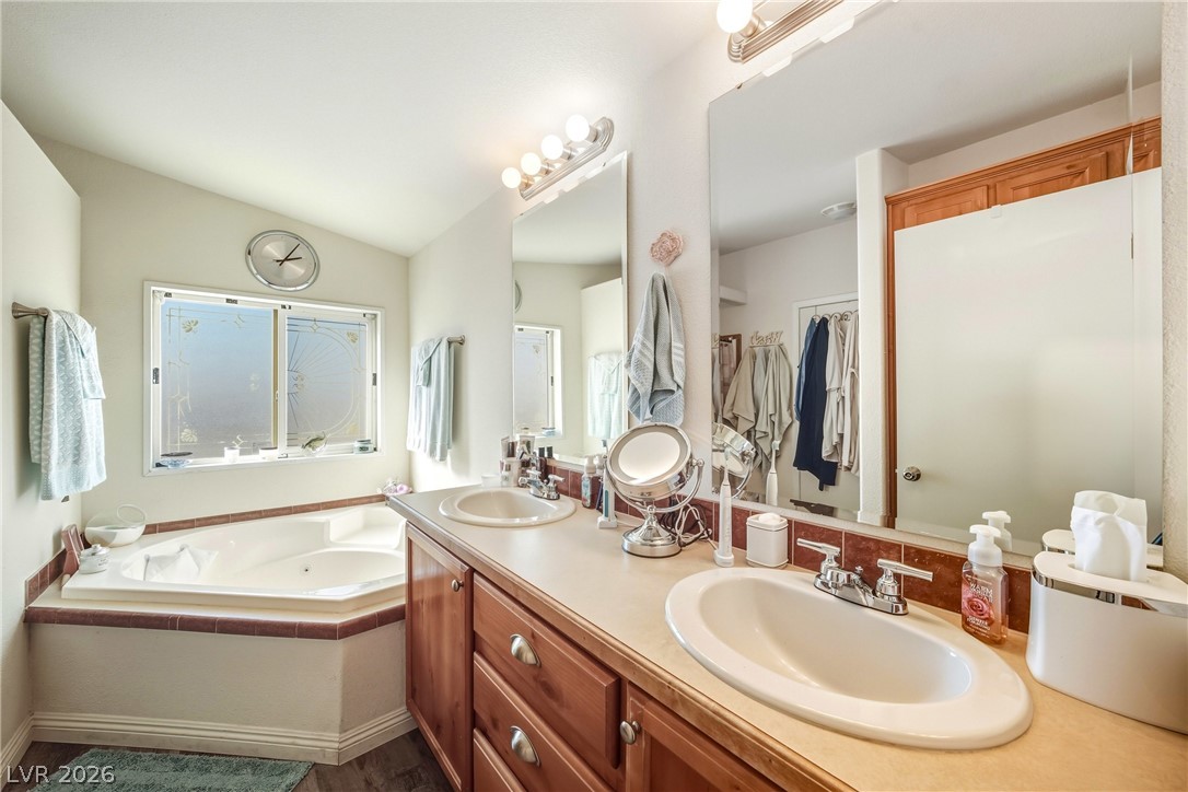 1535 East Pumice Avenue Property Photo 21