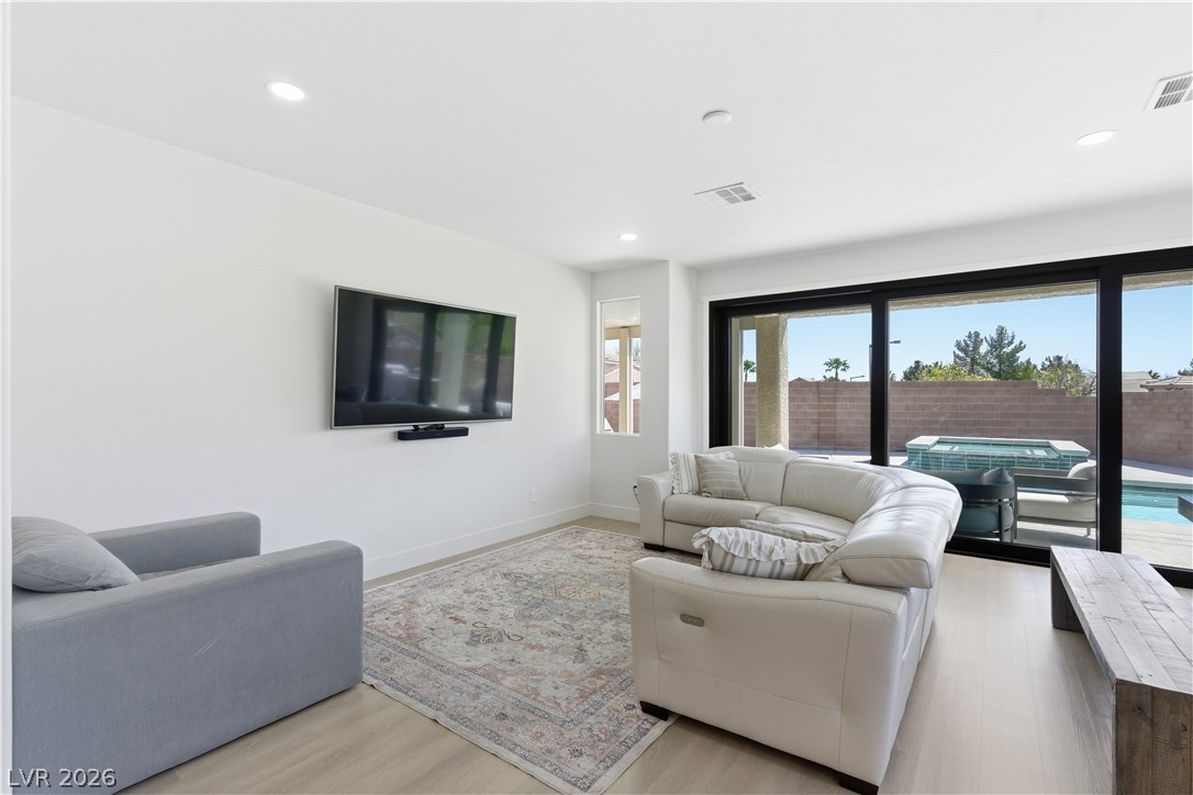 11063 Pegasus Drive Property Photo 13