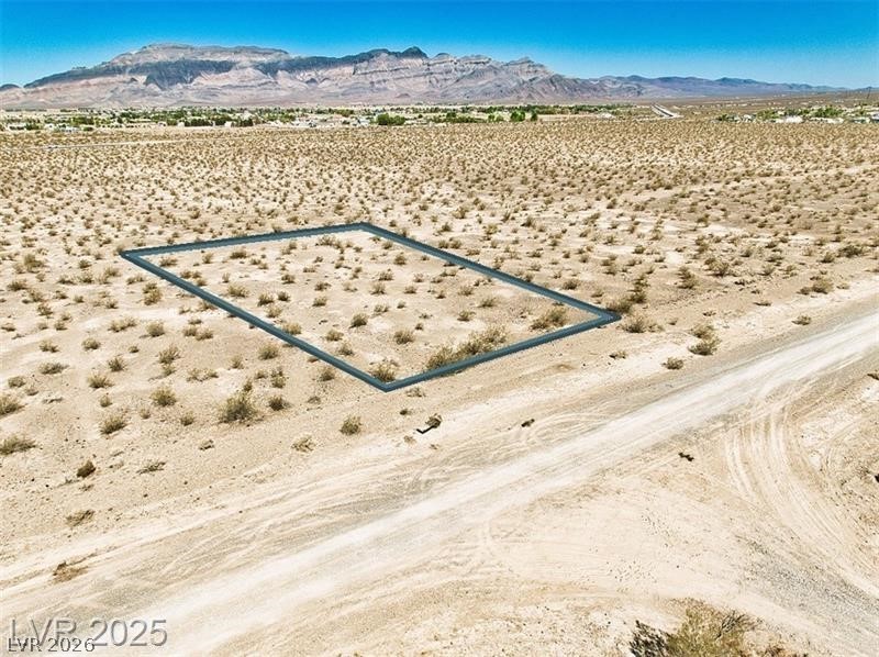 4830 Horizon Avenue Property Photo 6