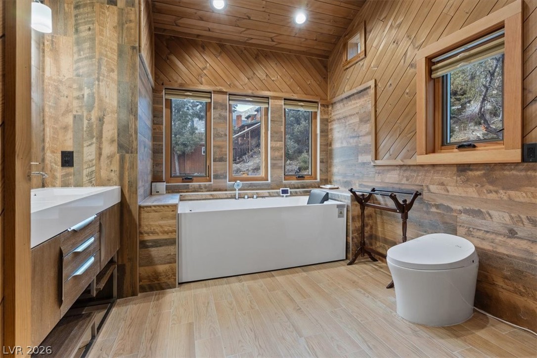 306 Crestview Drive Property Photo 43