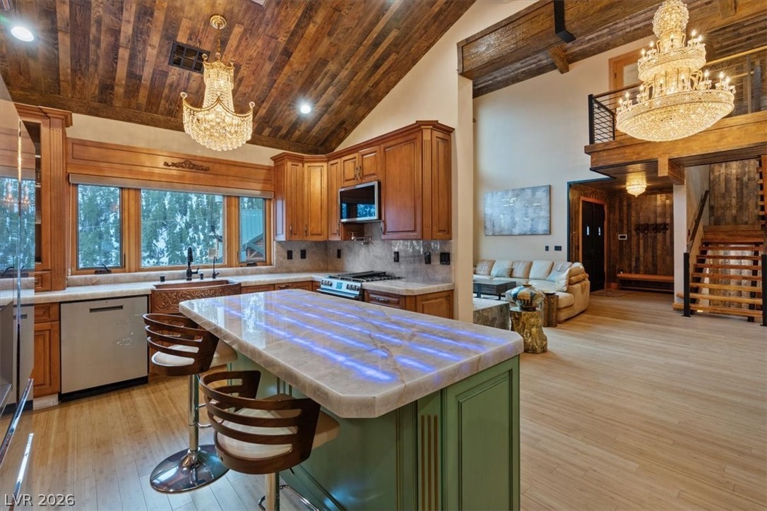 306 Crestview Drive Property Photo 48