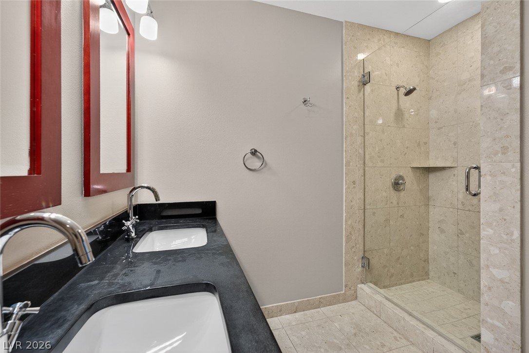 4575 Dean Martin Drive 601 Property Photo 16