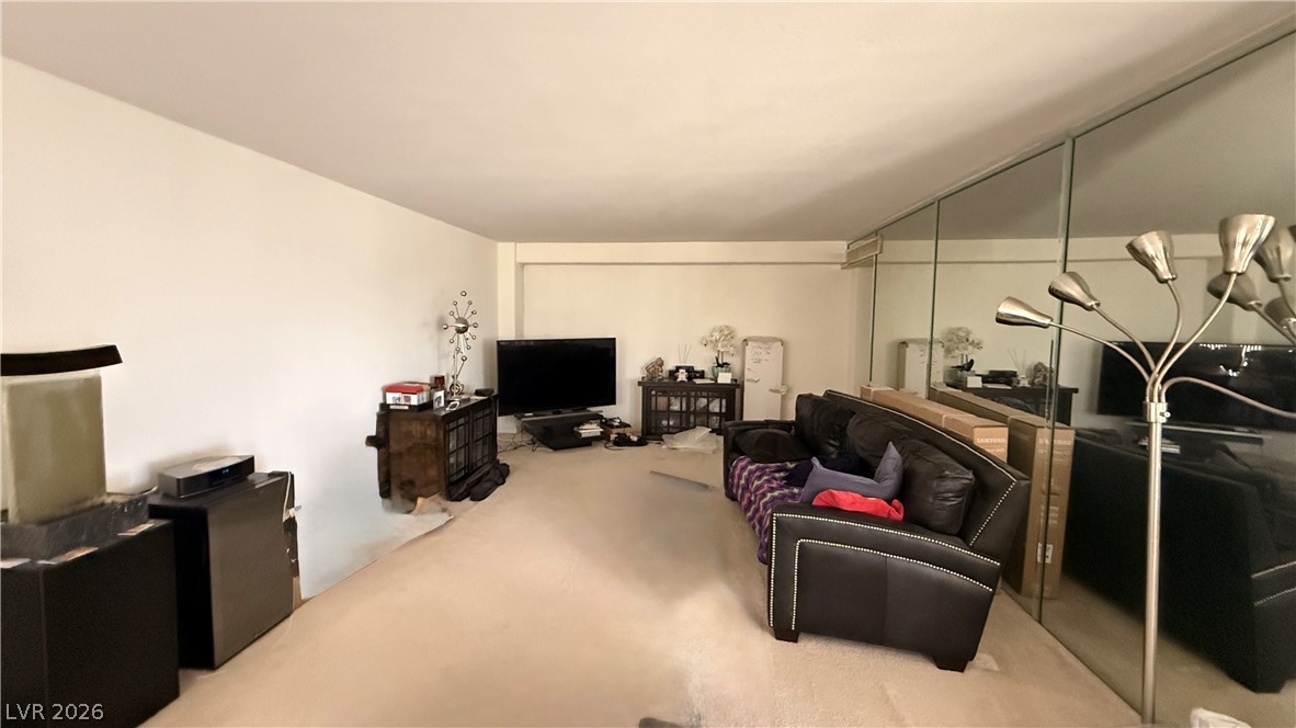 3111 Bel Air Drive 9h Property Photo 7