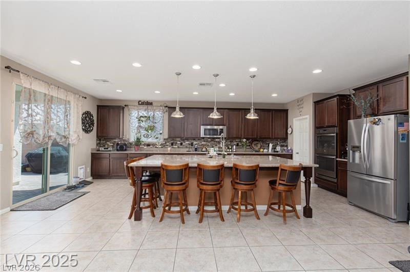5520 Bruin Lakes Street Property Photo 5