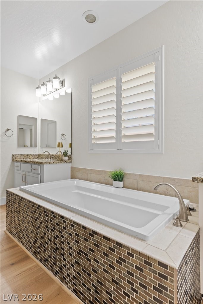 12122 Rojo Roma Avenue Property Photo 38
