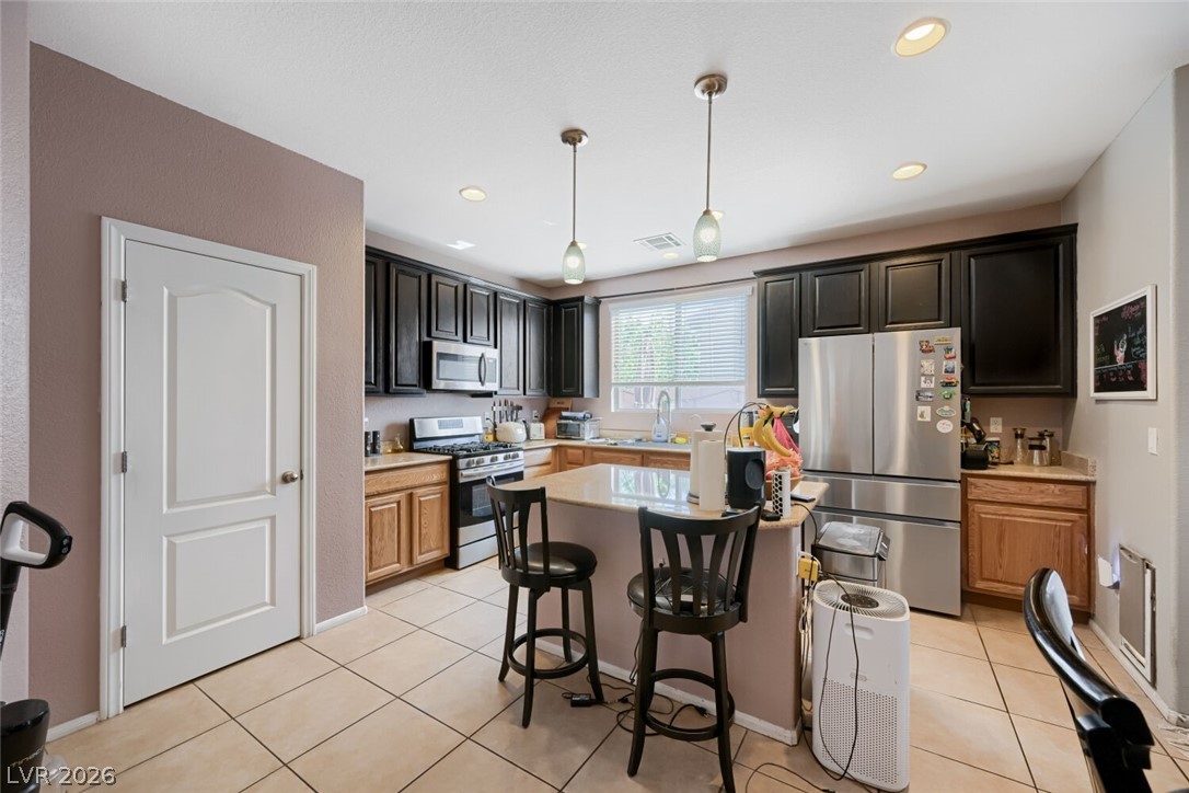 7242 Regent Pond Street Property Photo 11
